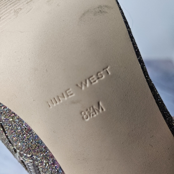 Nine West Women's Rilynno Gold Cutout Peep Toe High Heels Size 8.5 - Picture 5 of 5